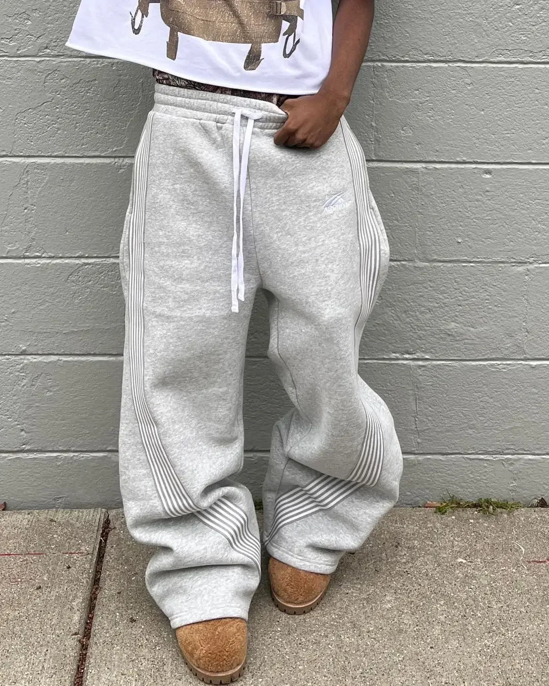 Y2k Embroidered Gray sweatpants