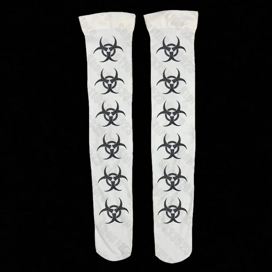 “Toxic” socks